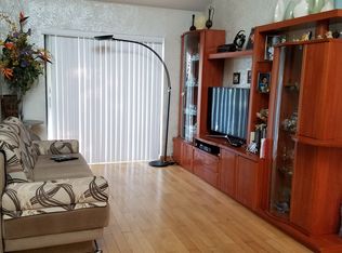 2823 E 26th St APT 3D, Brooklyn, NY 11235