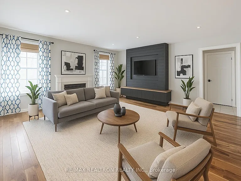44 Moynahan Cres #MAIN — Photo 1