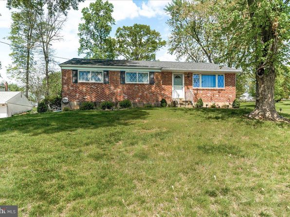 3205 Sharon Ln, East Norriton, PA 19403