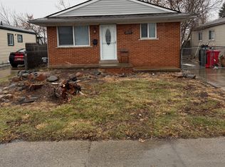 20197 Woodward St, Clinton Township, MI 48035