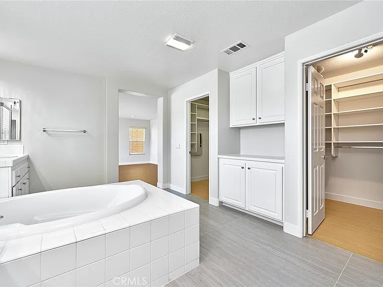 40 Freeman Ln — Photo 32