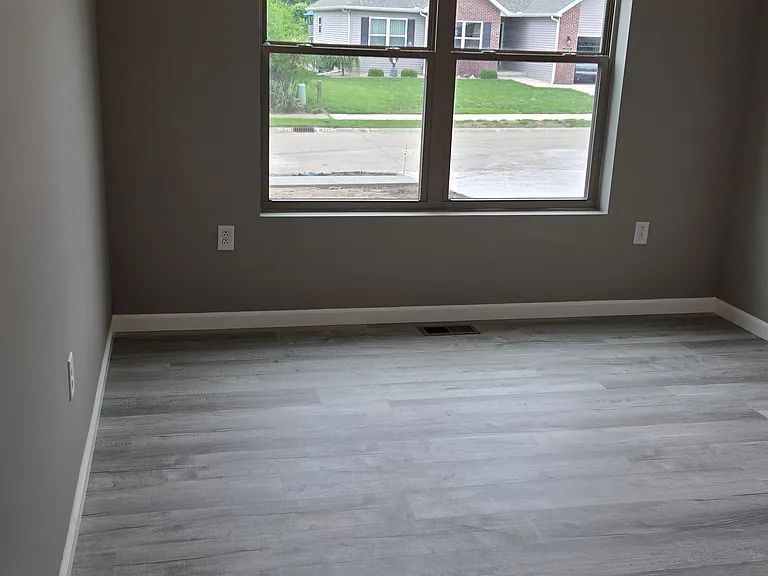 3465 N Pointe Ave — Photo 12