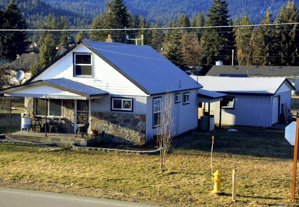 Pending: 7815 Pine Street, Rathdrum, ID 83858
