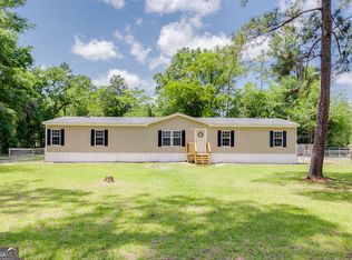 40 Wade Carter Rd, Ellabell, GA 31308