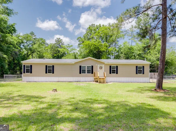 40 Wade Carter Rd, Ellabell, GA 31308