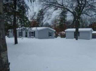 6798 Pembrook Ave, Indian River, MI 49749