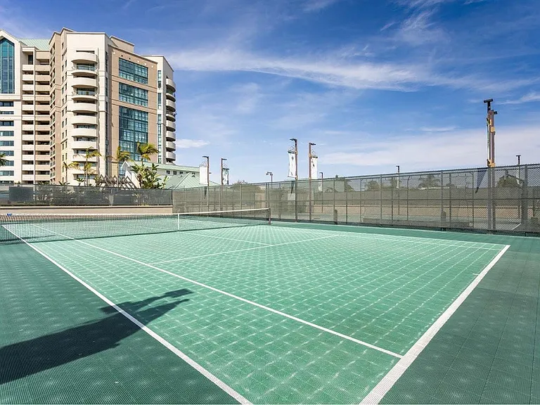 Towers at Costa Verde Apartments — Photo 7