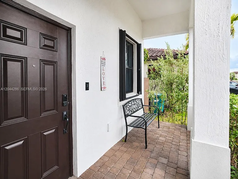22886 SW 128th Pl — Photo 4