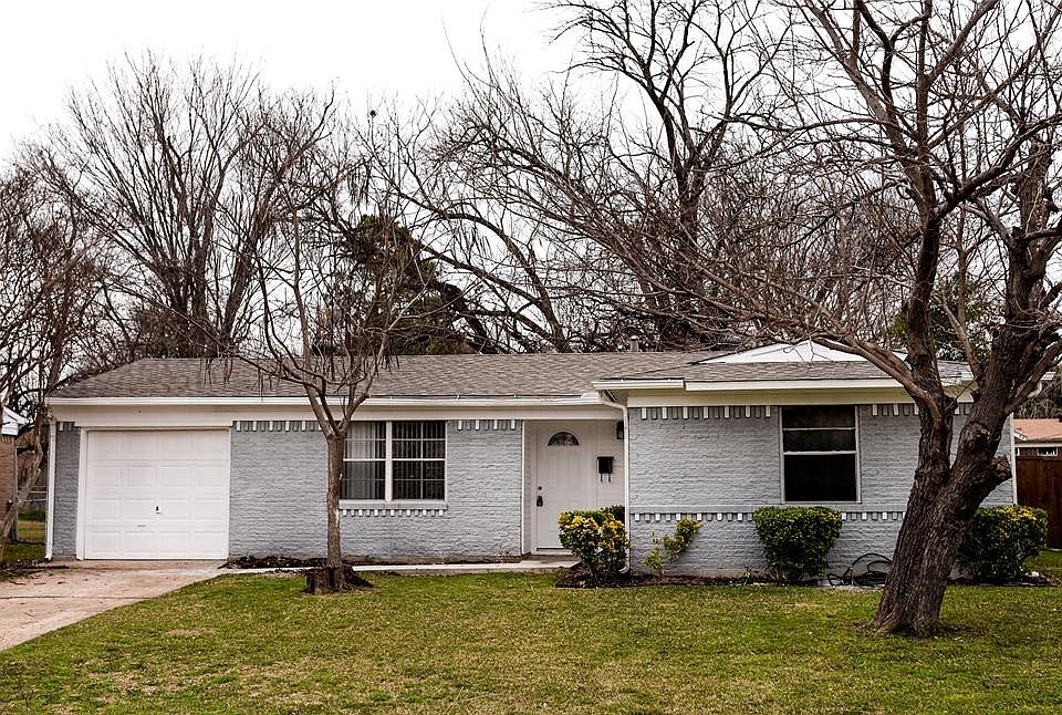 1st image of 4750 Bedford Dr