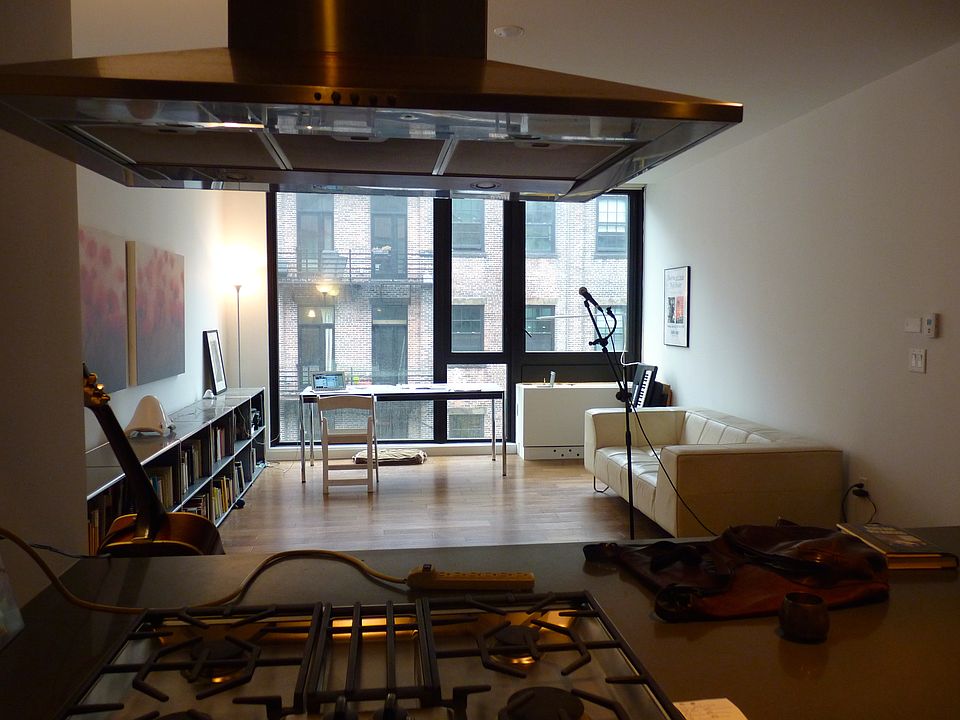 1st image of 70 Berry St