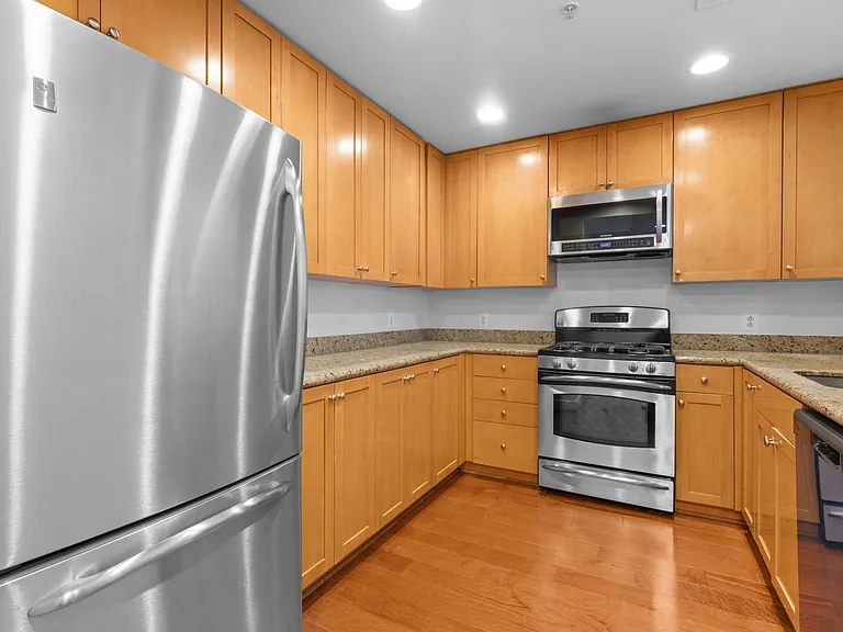3650 S Glebe Rd #742 — Photo 11