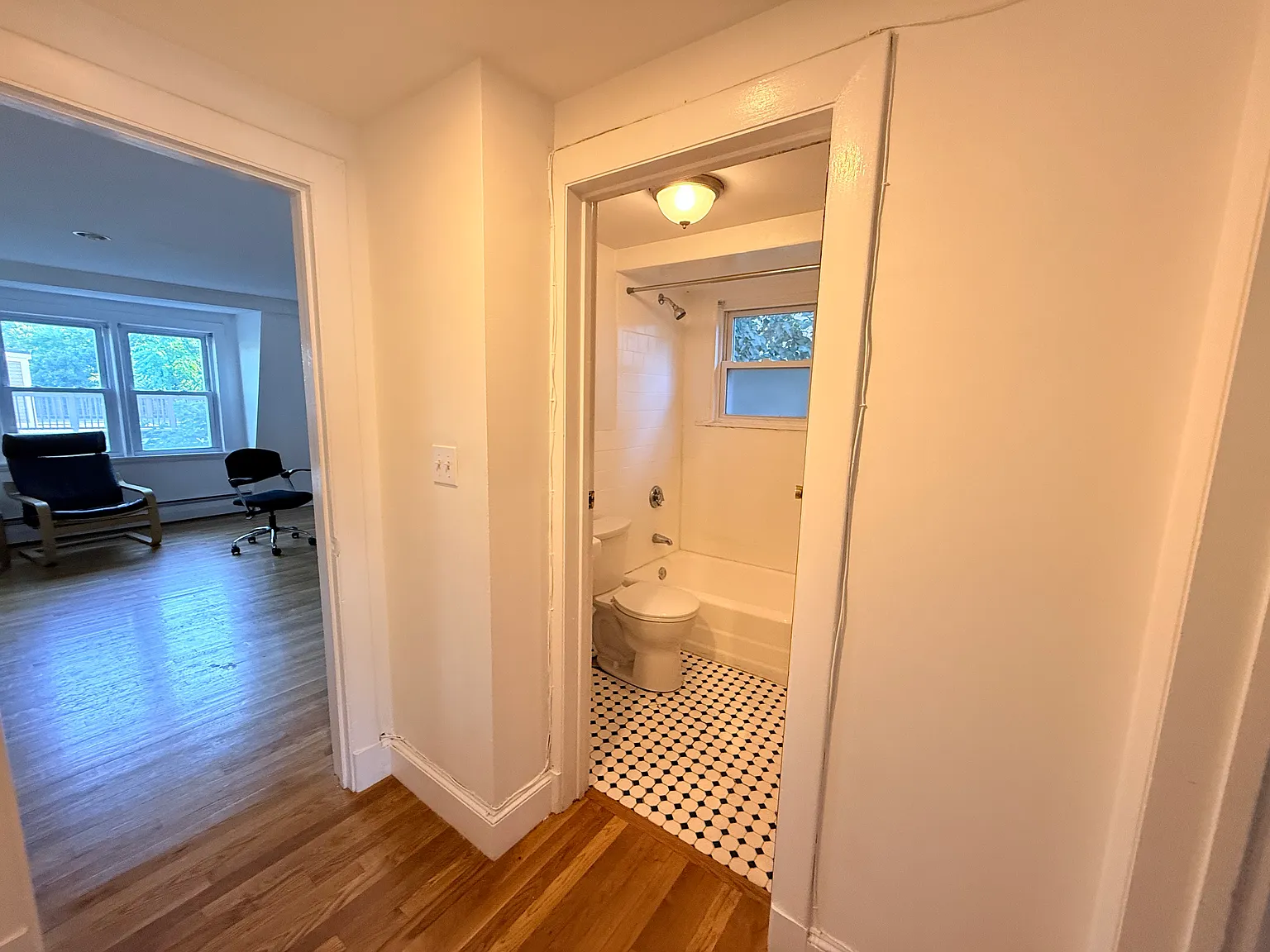278 Harvard St — Photo 2