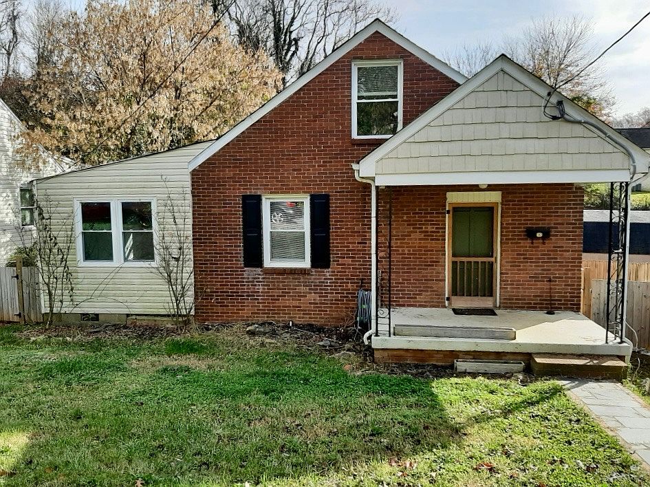 1st image of 4822 Windsor Ave