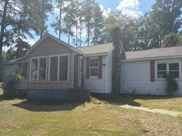 323 Chelsea Rd, Columbiana, AL 35051