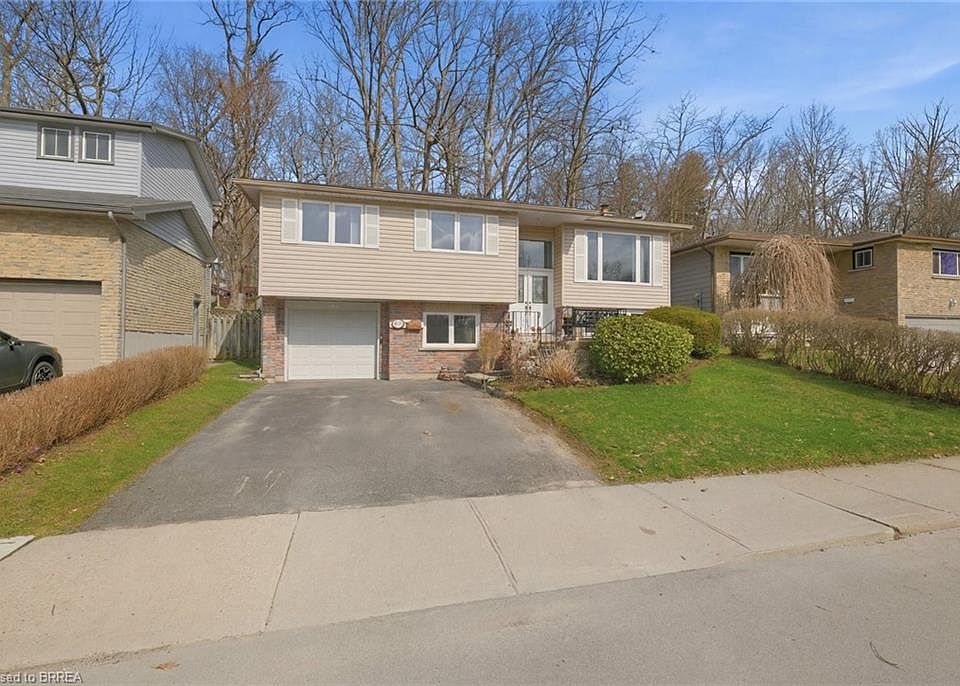 1st image of 147 Forest Rd