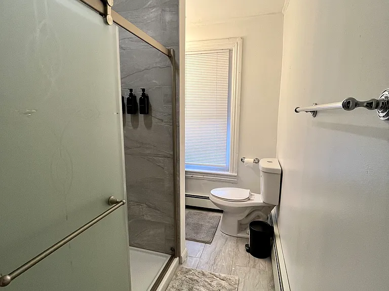 516 N Mohr St — Photo 9