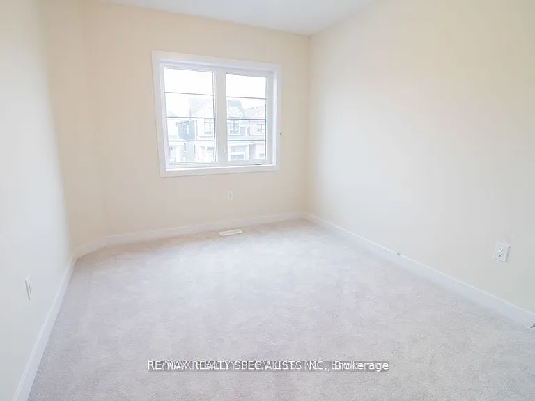 22 Keelson St — Photo 12