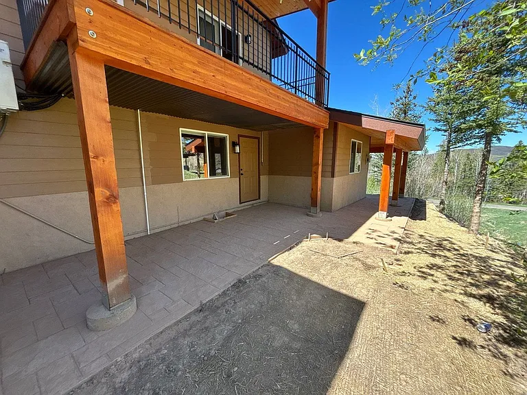 300 Blackberry Ln #2 — Photo 9
