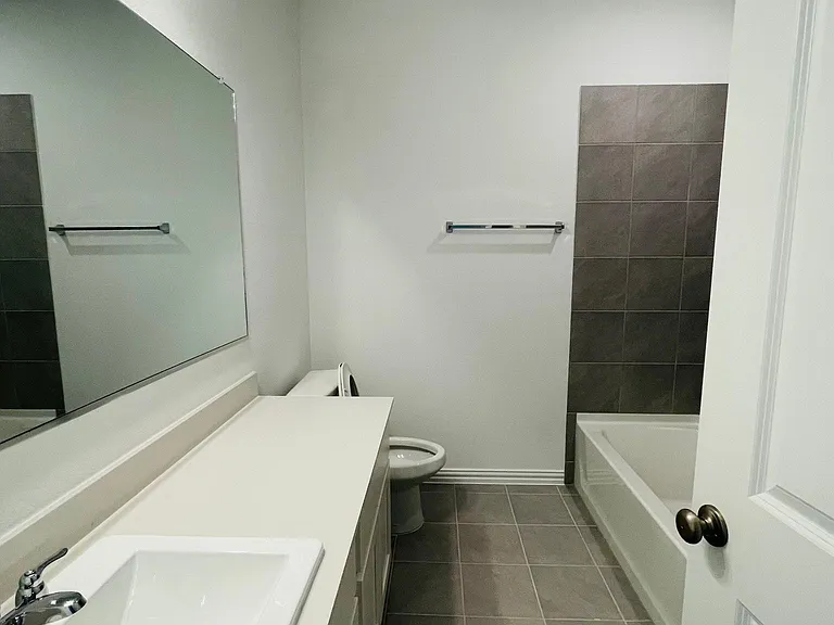 1836 Lockhart Dr — Photo 15