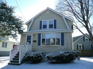 18 Woodruff Ave, Melrose, MA 02176