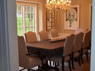 2155 Cottage Grove Lane Pl SE, Cedar Rapids, IA 52403