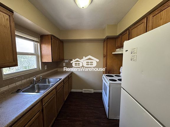 5th image of 10137 Cavalier Ct