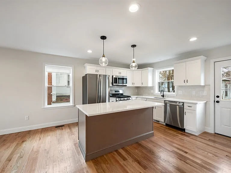 32 Union St #32 — Photo 15
