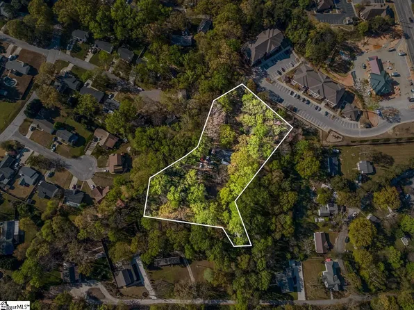 301 W Circle Dr, Simpsonville, SC 29681