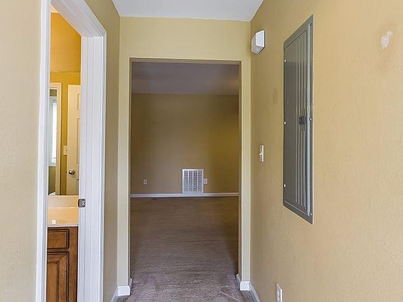 4th image of 858 Malabu Dr APT 5202