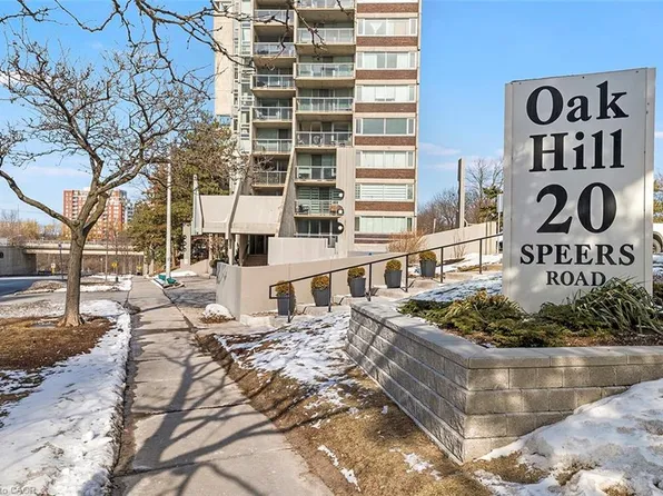 20 Speers Rd #601, Oakville, ON L6K 3R5