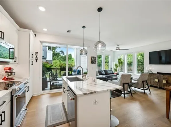 403 Pratt Dr SE #1009, Atlanta, GA 30315