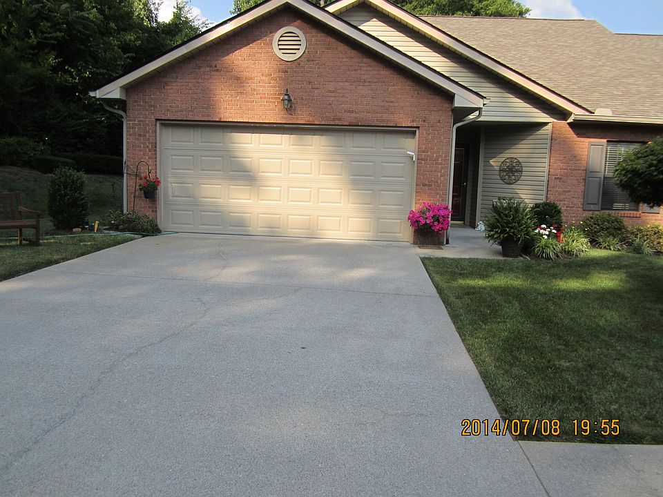 1st image of 700 Rose Garden Way