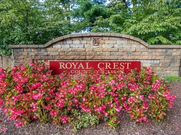 5 Rainbow Pond Dr APT 6, Walpole, MA 02081