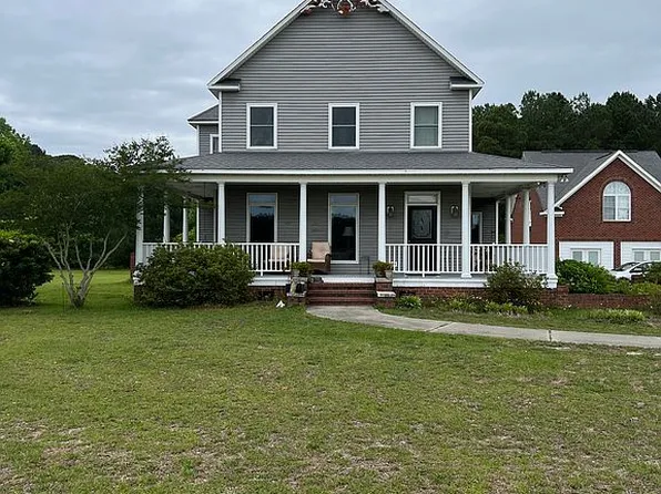 3076 Kelly Rd, Kinston, NC 28504