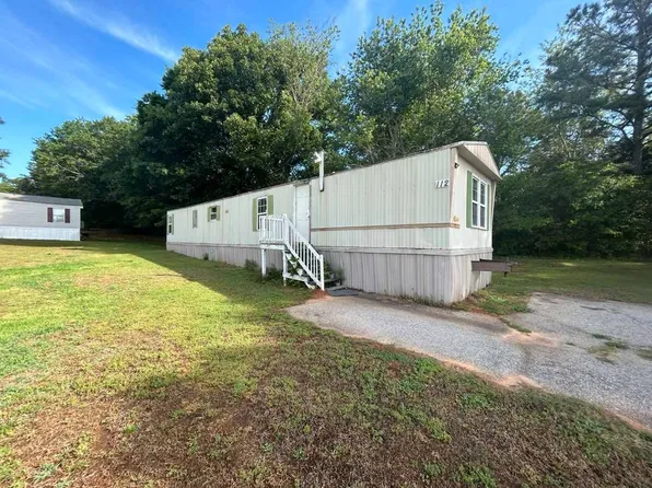 112 Gray Court Estates Dr, Gray Court, SC 29645