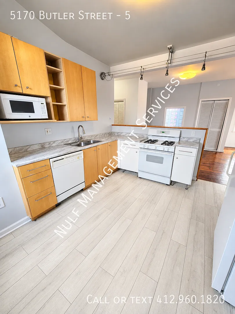 1 bed, 1 bath in Lawrenceville — Photo 1