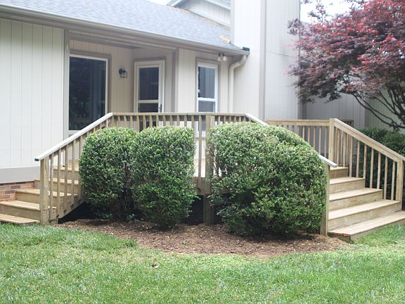 Large deck for entertaining