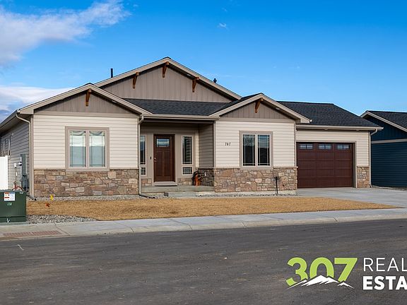 3rd image of 707 Go Around Loop