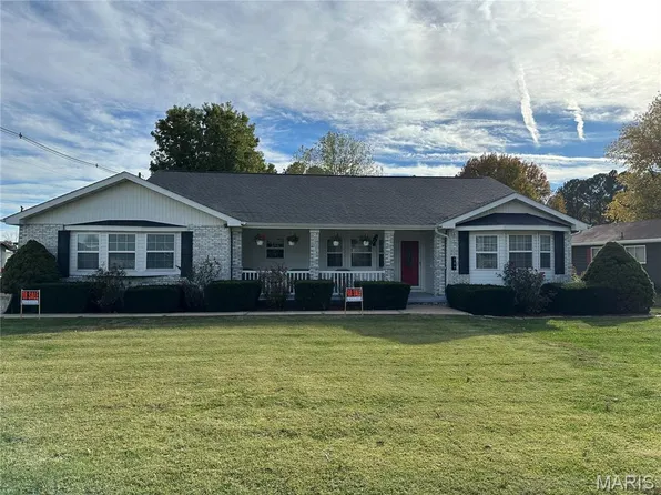 304 Crestview Dr, Steeleville, IL 62288