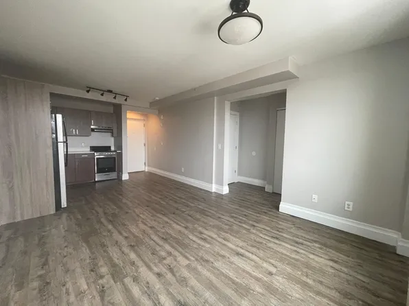 105 N Grove St #77A, East Orange, NJ 07017