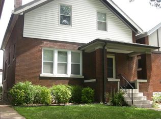18 Lawn Pl, Saint Louis, MO 63110