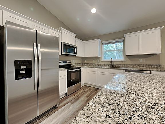 3rd image of 286 E Elgrove Dr