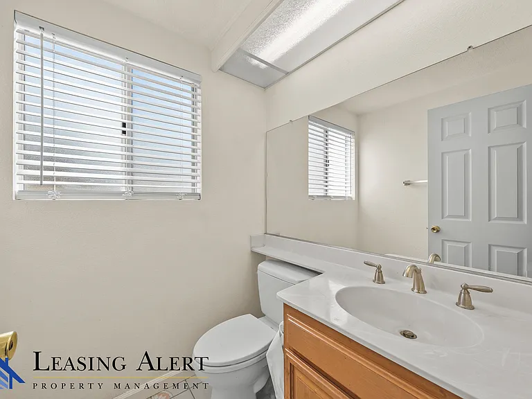 27653 Myrin Ct — Photo 10