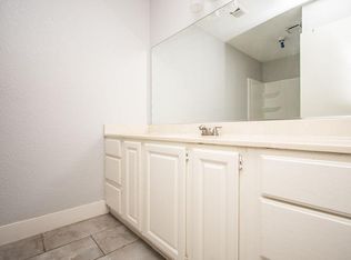 1645 Electric Ct, Modesto, CA 95351