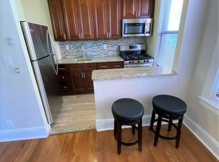 30-85 47th St #RR3, Astoria, NY 11103