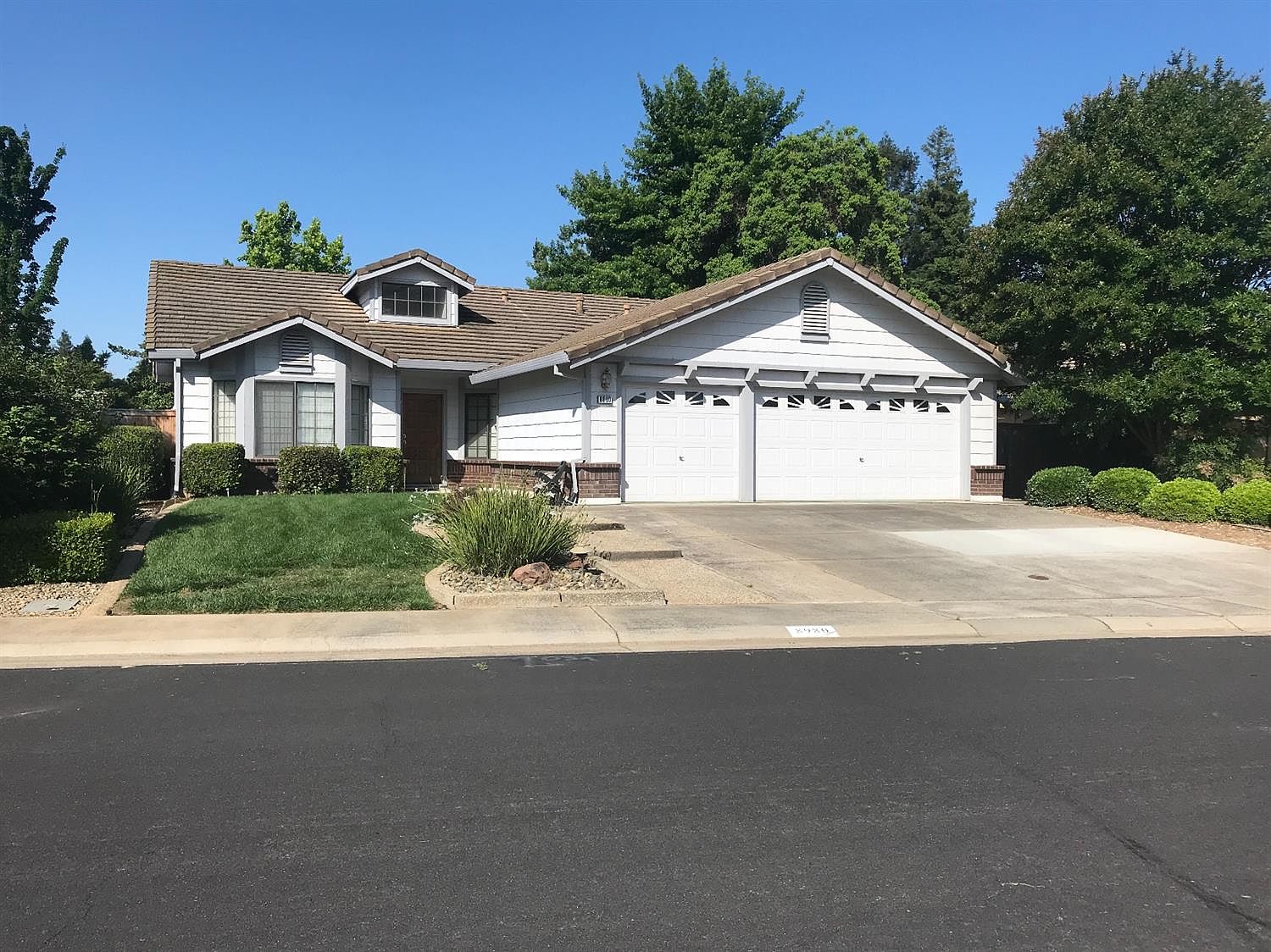 8980 Beaver Brook Ct, Elk Grove, CA 95624 | Zillow