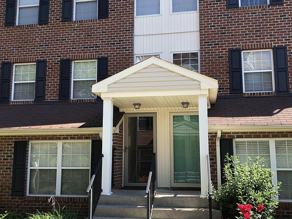 1st image of 1546 Benjamin Franklin Ct Unit 1546