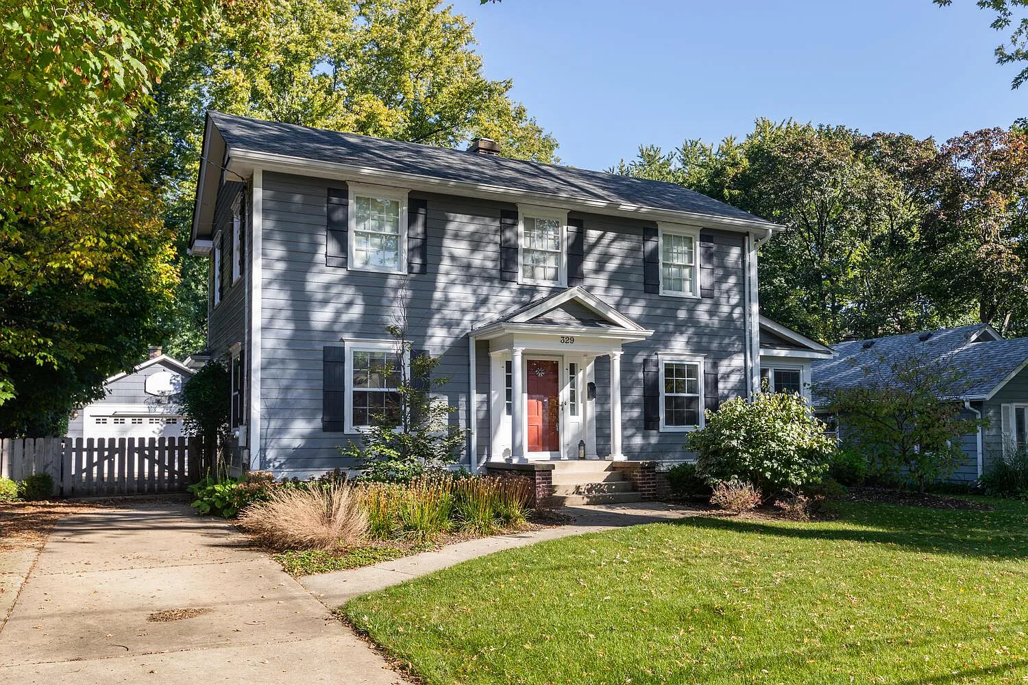 329 Illinois Ave photo 1