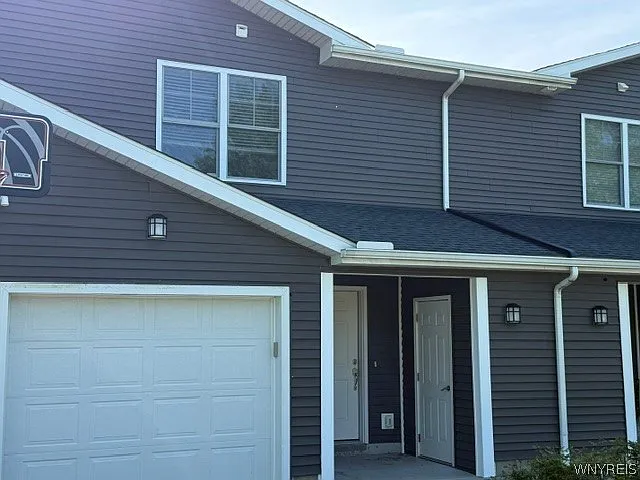 46 Roger Chaffee Dr #3 — Photo 2