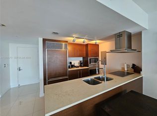495 Brickell Ave APT 905, Miami, FL 33131